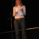 Katalin Hetzelt beim 1. U20 Poetry Slam Erlangen im November 2010