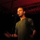 Pierre Jarawan beim Open-Air-Poetry-Slam zum Poetenfest 2013