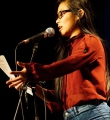 Nhi Le beim Poetry Slam Erlangen im April 2015.jpg