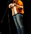Yasmin Köseli beim Poetry Slam Erlangen im April 2015.jpg