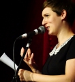 Kathi Mock beim Poetry Slam im Dezember 2014