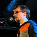 Tom Schildhauer beim Poetry Slam Erlangen im Februar 2014