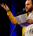 Valerio Moser beim Poetry Slam in Erlangen im Februar 2017