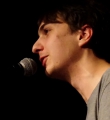 Elias Hirschl beim Poetry Slam Erlangen im März 2016