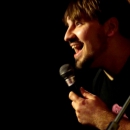 Nikita Gorbunov beim Poetry Slam Erlangen im Mai 2014